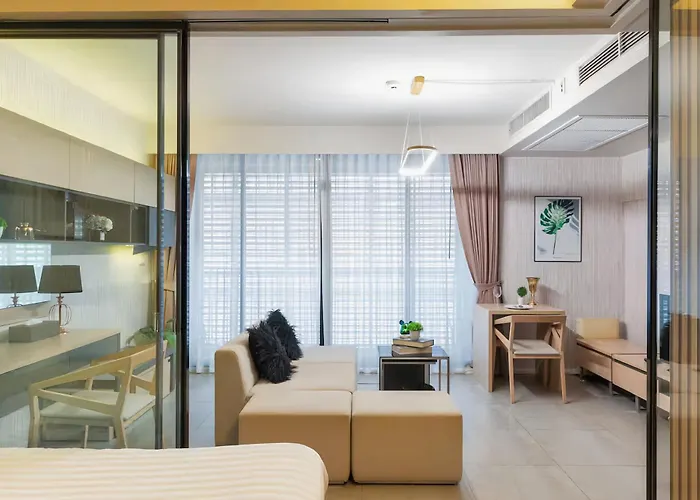 Circle S Sukhumvit 12 *
