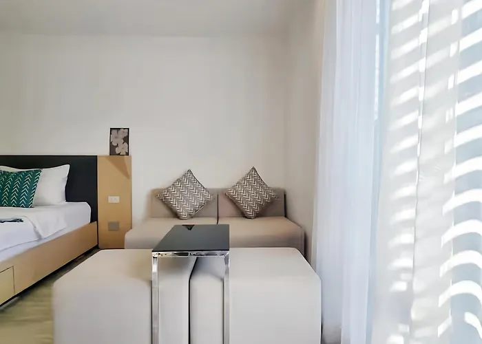 Circle S Sukhumvit 12 Bangkok