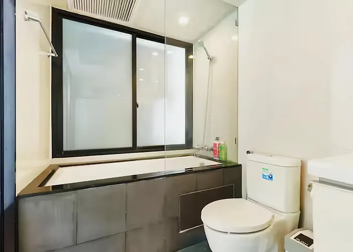 Circle S Sukhumvit 12 *