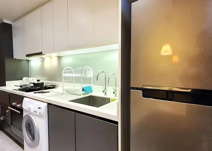 Circle S Sukhumvit 12